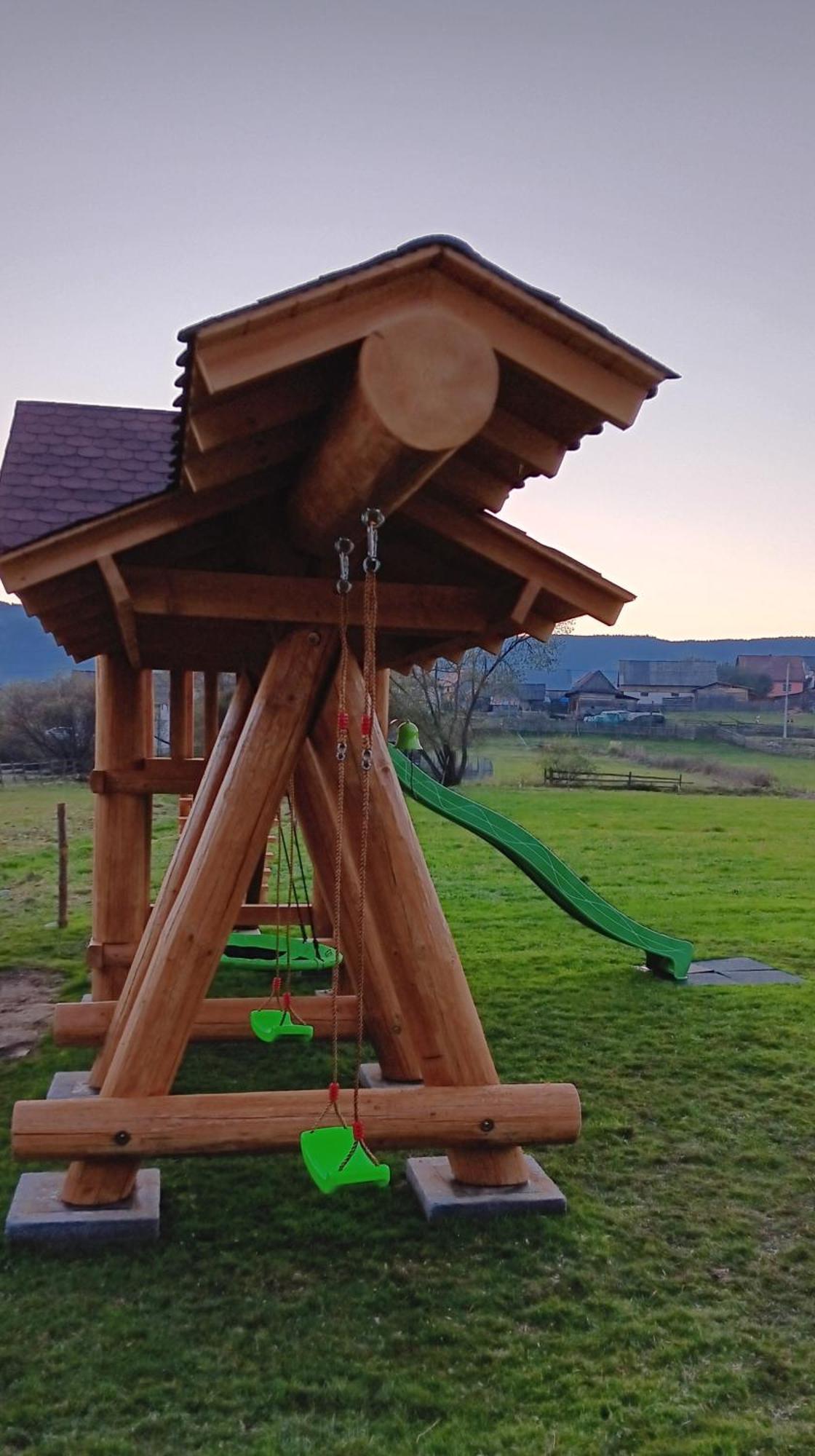 Casa Anghel Villa Bilbor Bagian luar foto